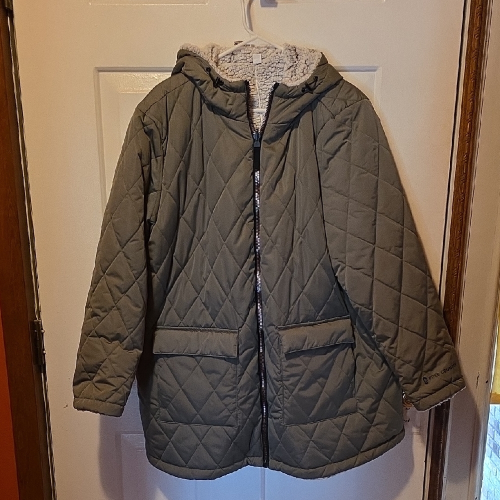 FREE COUNTRY Quilted Jacket with Hood, Olive Green, Reversible, Sz. 1X, Like NEW